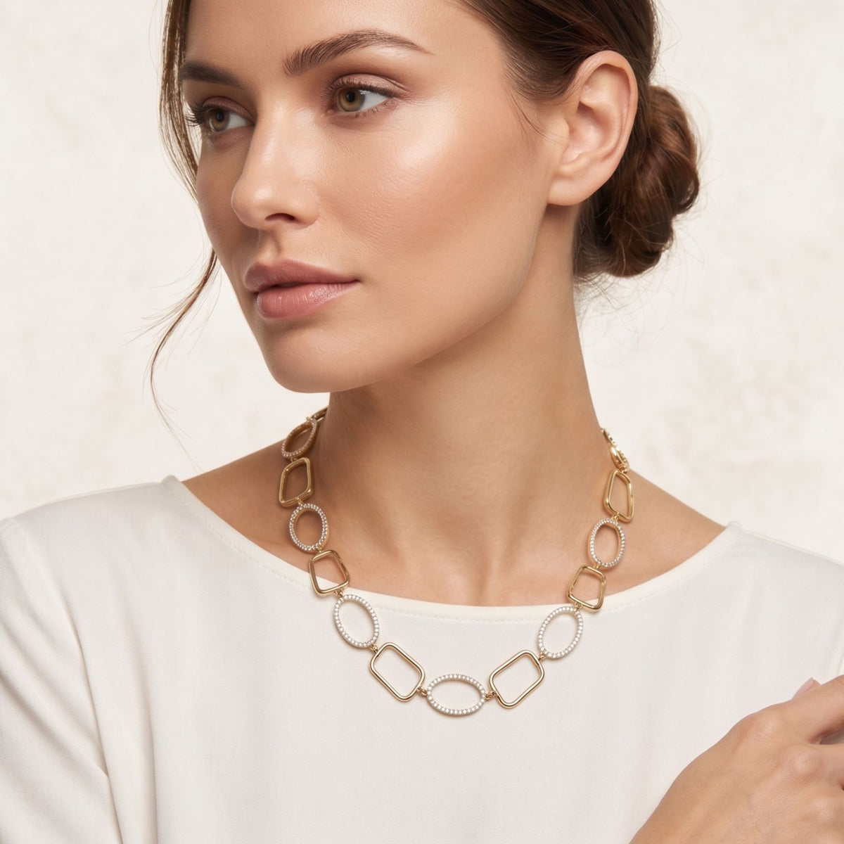 Feather-Light Neck Jewel