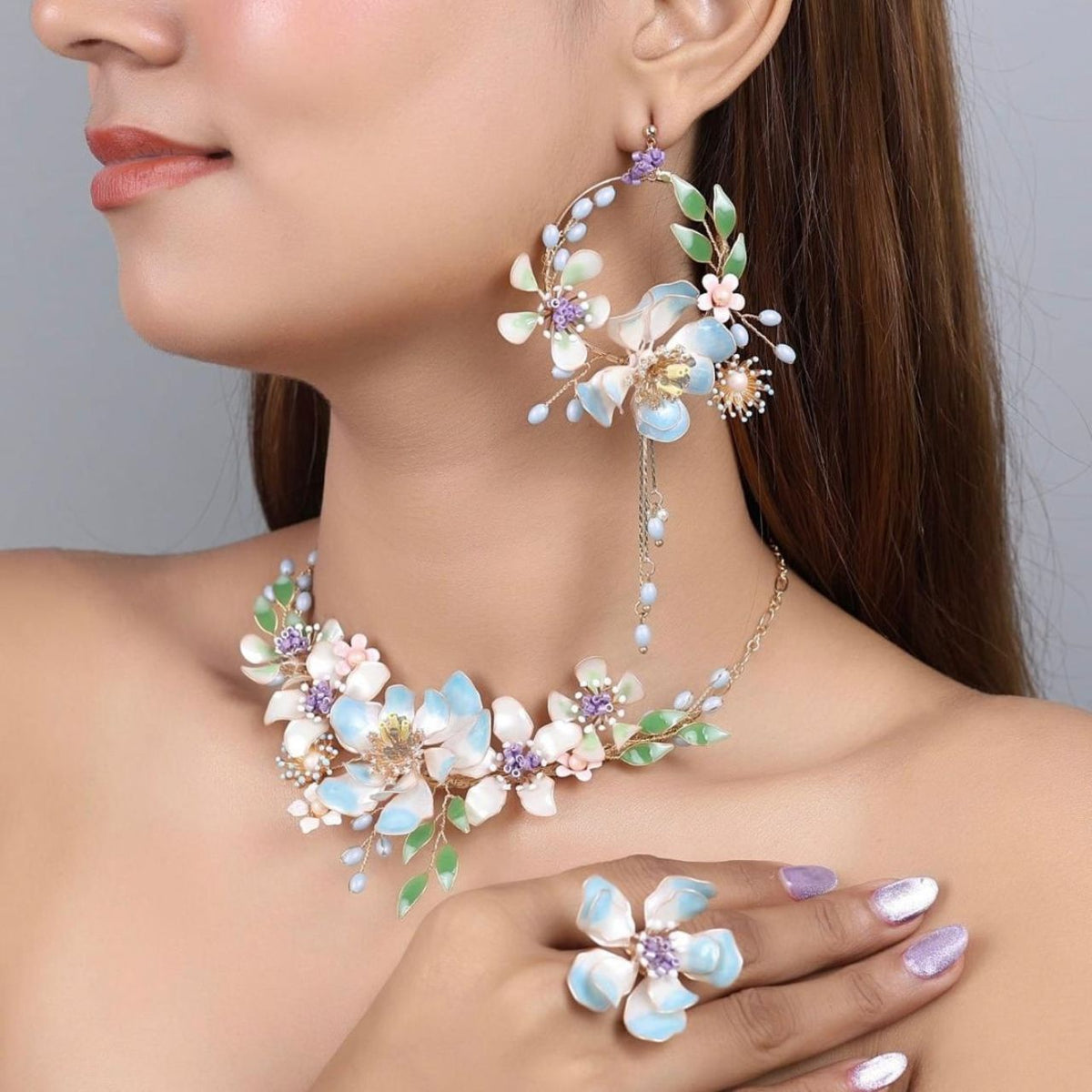 Pastel Blue Raisen Art Set