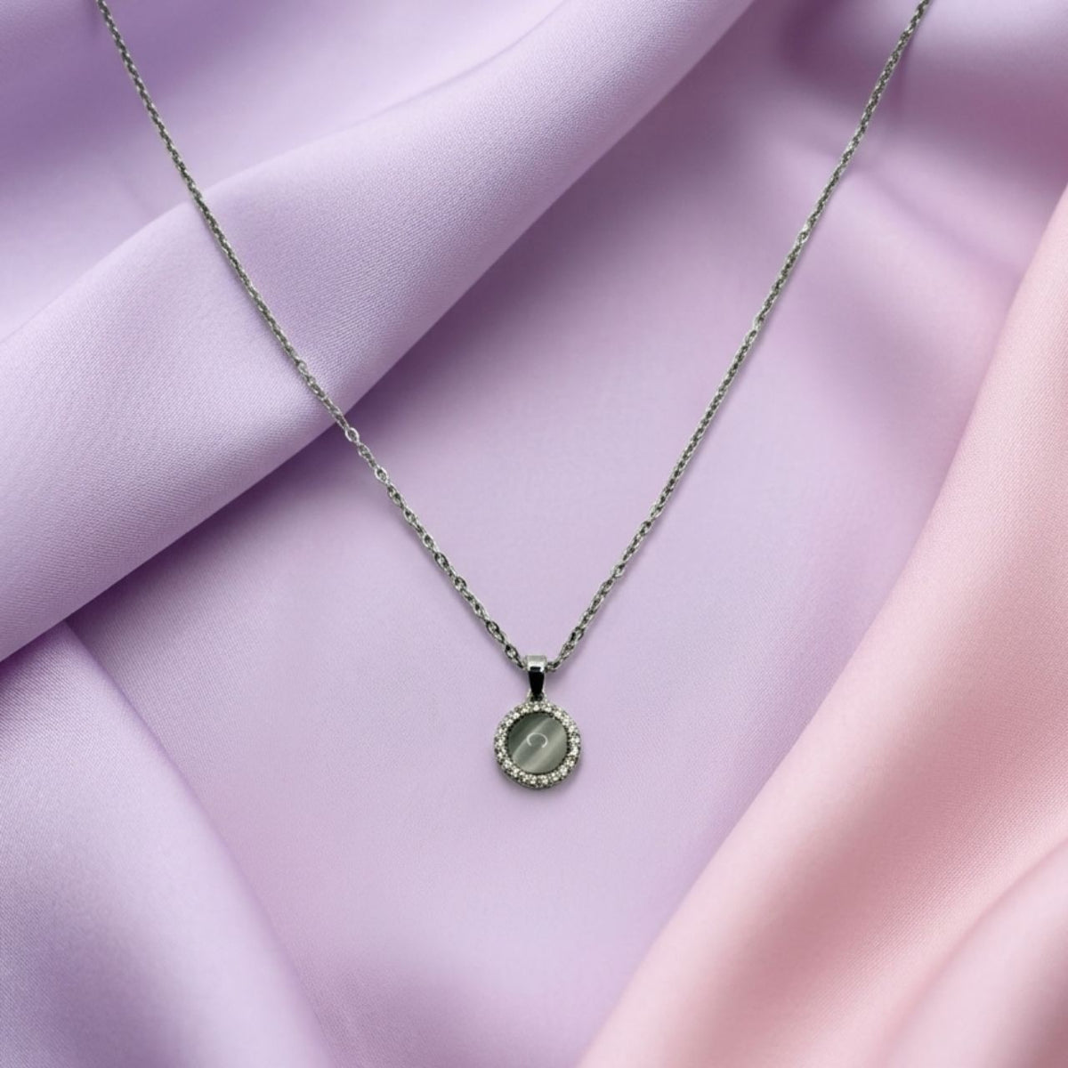 Mother of Pearl Chain Pendant